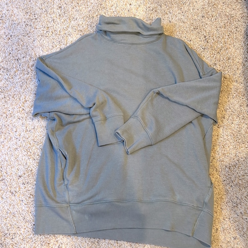 Aerie oversized cozy turtleneck sweatshirt